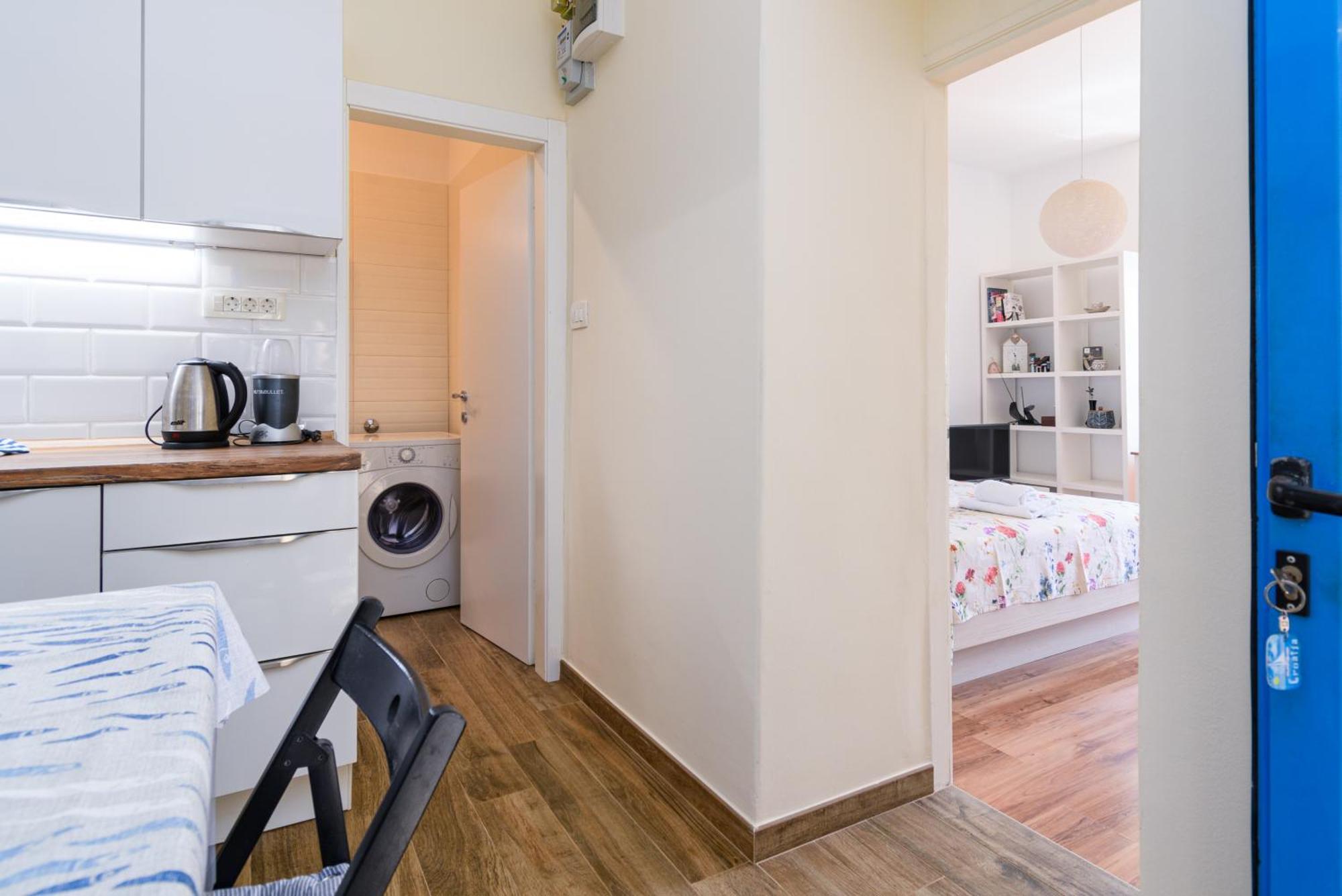 Appartamento Apartman Zara Abbazia Esterno foto
